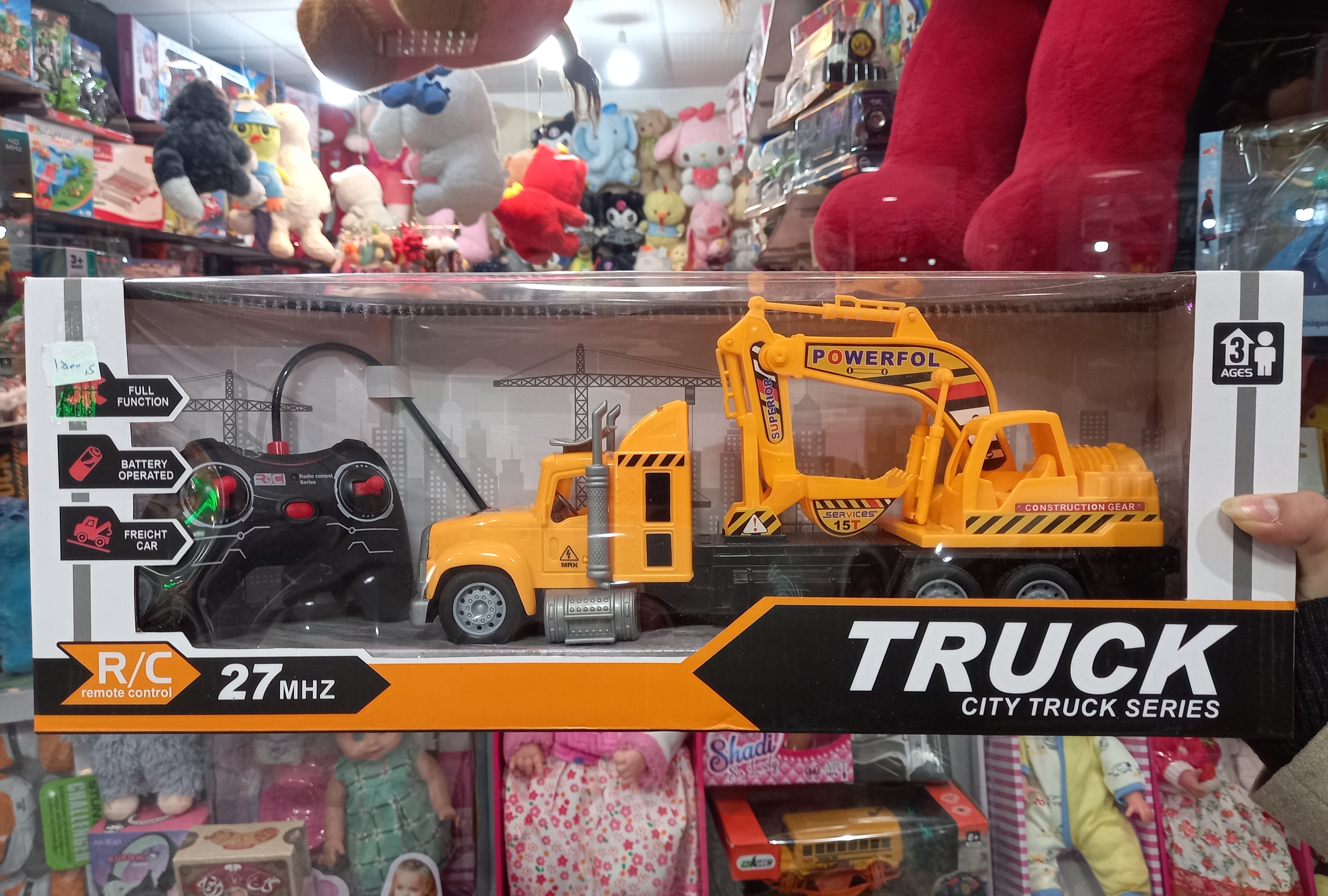 ماشین کنترلی کامیون های راهسازی شارژی