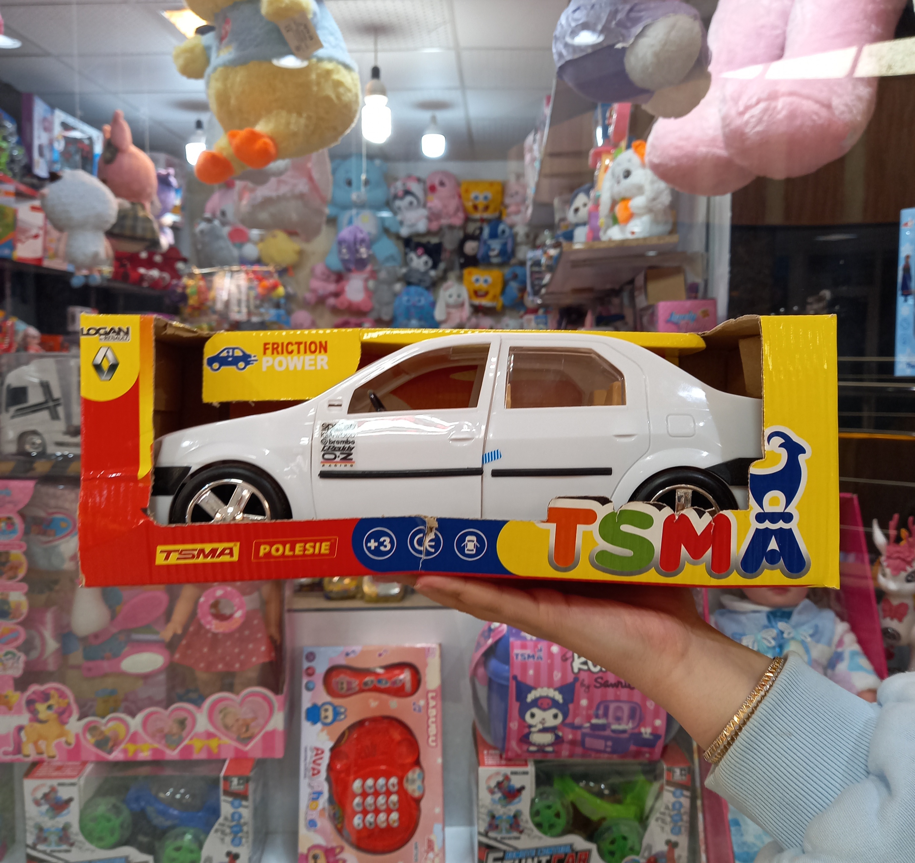 ماشین اسباب بازی ال ۹۰ در باشو برند TSMA