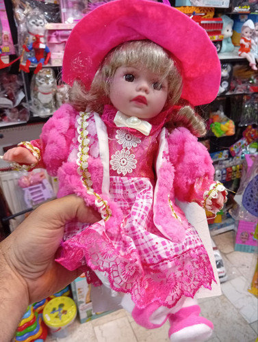 عروسک طرح سرامیکی آواز خوان ۱۲ اینچ