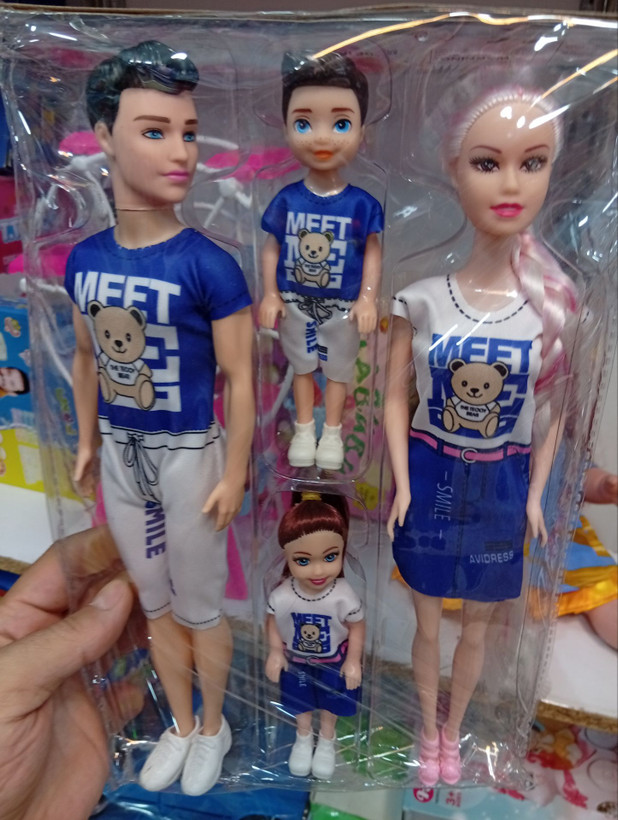 عروسک باربی خانواده به همراه دختر و پسر