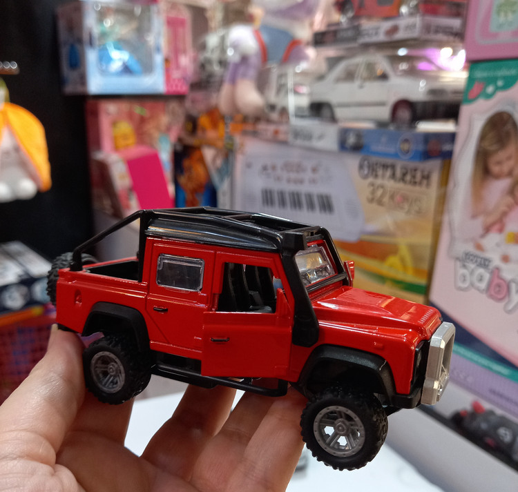 ماکت ماشین فلزی لندرور Land rover موزیکال و چراغدار وارداتی